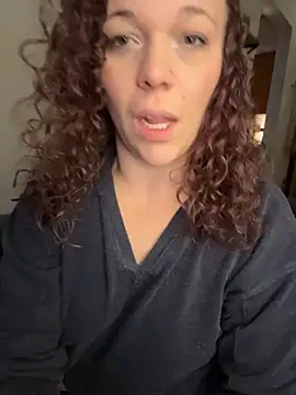 Snapshot of AuroraSummers chatting on March 3, 2026, 4:13 pm AuroraSummers online show from March 3, 2026, 4:13 pm