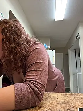 Snapshot of AuroraSummers chatting on March 8, 2026, 2:15 am AuroraSummers online show from March 8, 2026, 2:15 am