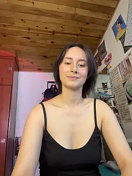 Snapshot of bellaa-w chatting on March 29, 2026, 10:32 pm bellaa-w online show from March 29, 2026, 10:32 pm