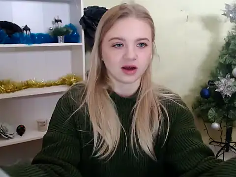 CrazyGloria online show from December 23, 2024, 6:22 am