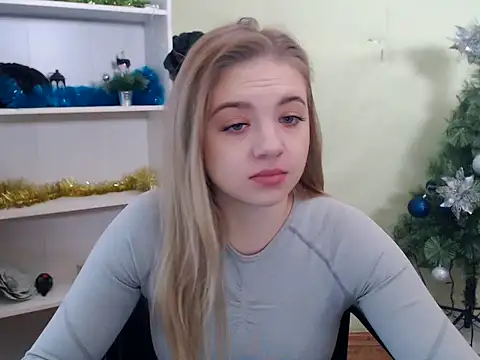 CrazyGloria online show from January 4, 2025, 6:41 am