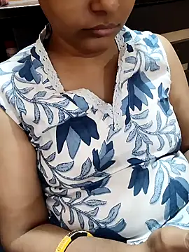 Diya 143 online show from October 26, 2025, 6:14 pm