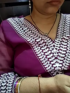 Diya 143 online show from May 3, 2026, 6:30 am