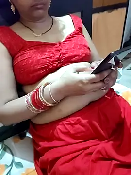 Snapshot of Diya_143 chatting on July 17, 2026, 6:35 pm Diya 143 online show from July 17, 2026, 6:35 pm
