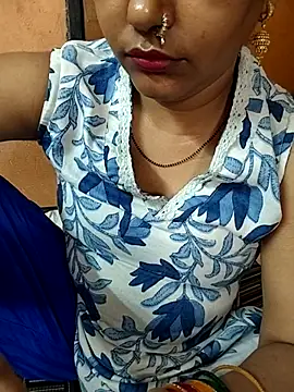 Snapshot of Diya_143 chatting on July 22, 2026, 7:44 am Diya 143 online show from July 22, 2026, 7:44 am