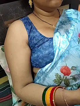 Snapshot of Diya_143 chatting on July 24, 2026, 6:00 am Diya 143 online show from July 24, 2026, 6:00 am
