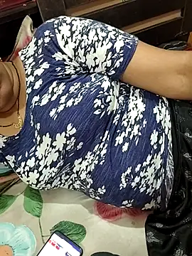 Snapshot of Diya_143 chatting on July 31, 2026, 6:29 pm Diya 143 online show from July 31, 2026, 6:29 pm