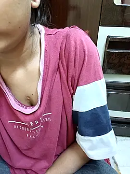 Snapshot of Nupur_69 chatting on October 17, 2025, 10:34 pm Nupur 69 online show from October 17, 2025, 10:34 pm