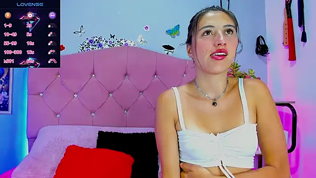 brenda moris01 online show from January 23, 2025, 1:08 am
