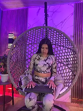 brenda moris01 online show from March 20, 2026, 10:03 pm