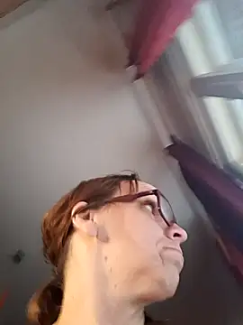 Dettybitch40 online show from November 8, 2025, 9:09 am