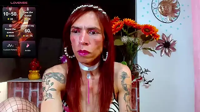 Snapshot of VanessaWolf chatting on July 13, 2026, 5:05 pm VanessaWolf online show from July 13, 2026, 5:05 pm