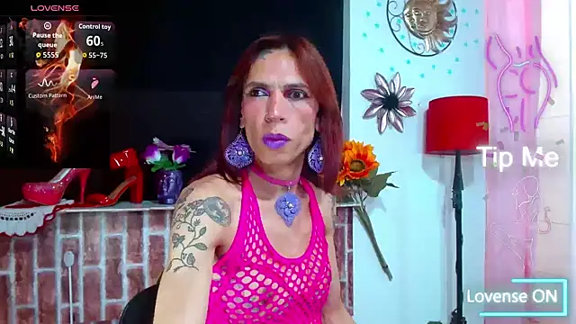 Snapshot of VanessaWolf chatting on August 1, 2026, 4:17 pm VanessaWolf online show from August 1, 2026, 4:17 pm
