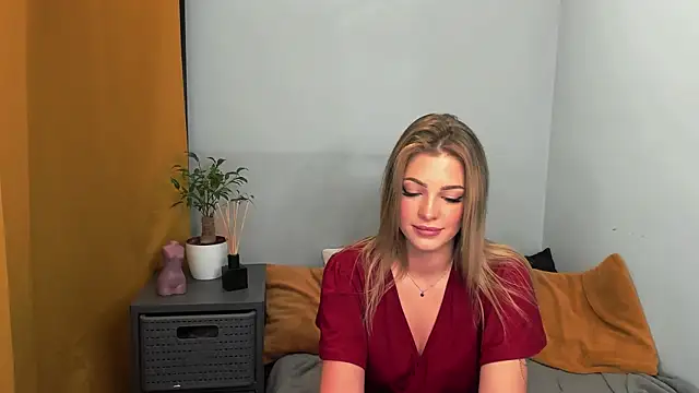 LilyBlondee online show from February 1, 2025, 11:54 am