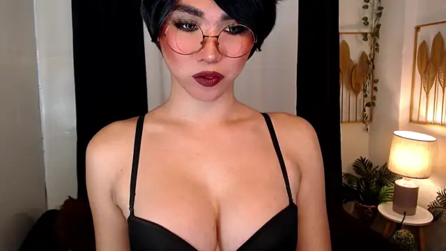 sahara ts online show from December 11, 2024, 3:35 am