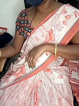 Snapshot of Tamil-hotwife chatting on February 12, 2025, 7:24 pm Tamil-hotwife online show from February 12, 2025, 7:24 pm