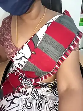 Snapshot of Tamil-hotwife chatting on February 13, 2025, 3:56 pm Tamil-hotwife online show from February 13, 2025, 3:56 pm