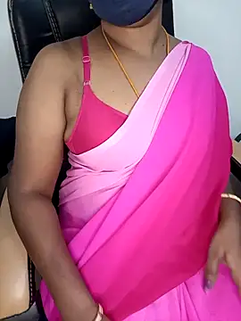Snapshot of Tamil-hotwife chatting on February 18, 2025, 4:37 pm Tamil-hotwife online show from February 18, 2025, 4:37 pm
