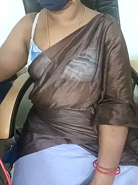 Snapshot of Tamil-hotwife chatting on February 22, 2025, 9:48 pm Tamil-hotwife online show from February 22, 2025, 9:48 pm