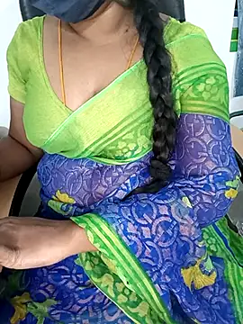 Snapshot of Tamil-hotwife chatting on February 26, 2025, 6:21 pm Tamil-hotwife online show from February 26, 2025, 6:21 pm