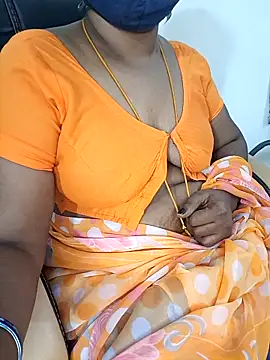 Snapshot of Tamil-hotwife chatting on March 3, 2025, 9:11 am Tamil-hotwife online show from March 3, 2025, 9:11 am