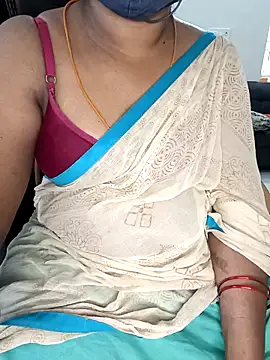 Snapshot of Tamil-hotwife chatting on March 8, 2025, 1:39 am Tamil-hotwife online show from March 8, 2025, 1:39 am