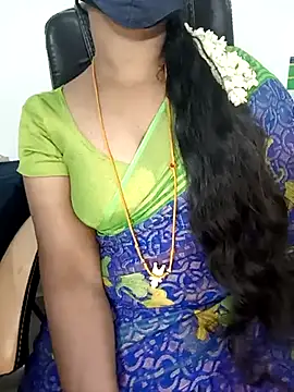 Snapshot of Tamil-hotwife chatting on March 9, 2025, 9:13 am Tamil-hotwife online show from March 9, 2025, 9:13 am