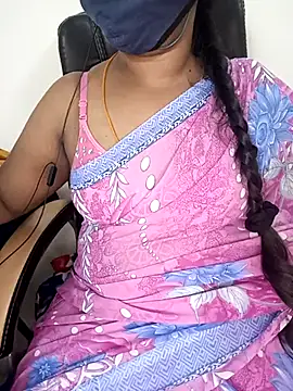 Snapshot of Tamil-hotwife chatting on March 13, 2025, 8:48 am Tamil-hotwife online show from March 13, 2025, 8:48 am
