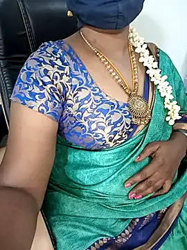 Snapshot of Tamil-hotwife chatting on March 13, 2025, 3:28 pm Tamil-hotwife online show from March 13, 2025, 3:28 pm