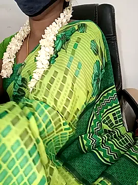 Snapshot of Tamil-hotwife chatting on September 10, 2025, 4:40 pm Tamil-hotwife online show from September 10, 2025, 4:40 pm