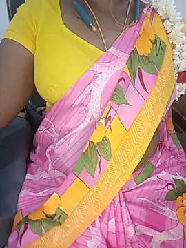 Snapshot of Tamil-hotwife chatting on June 27, 2026, 5:18 pm Tamil-hotwife online show from June 27, 2026, 5:18 pm