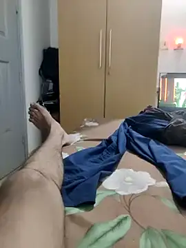 Snapshot of OutboundAbove chatting on March 18, 2025, 1:42 pm OutboundAbove online show from March 18, 2025, 1:42 pm