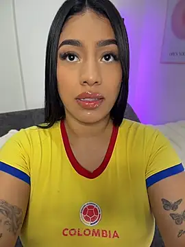 Sara mocca  online show from April 28, 2026, 10:04 pm