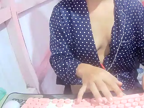 WildAss 18 online show from February 18, 2025, 11:08 pm