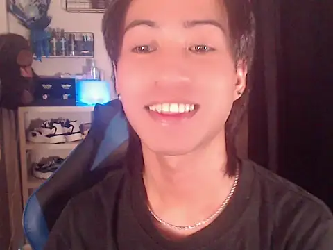 Lemonadexxx online show from April 21, 2026, 2:23 pm