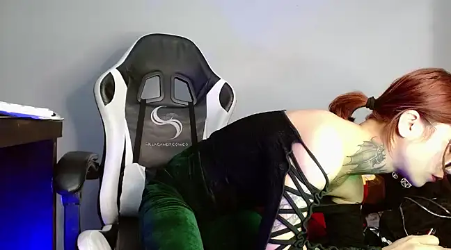 Ardat Lili69 online show from December 19, 2024, 3:52 pm