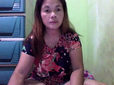 big tits24 online show from November 14, 2025, 10:40 pm