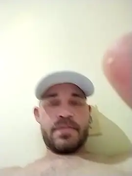 dottado05 online show from November 9, 2025, 9:02 pm