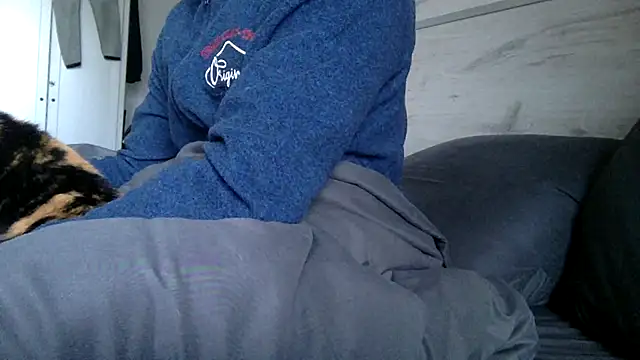 curioushetero online show from January 28, 2025, 7:53 am