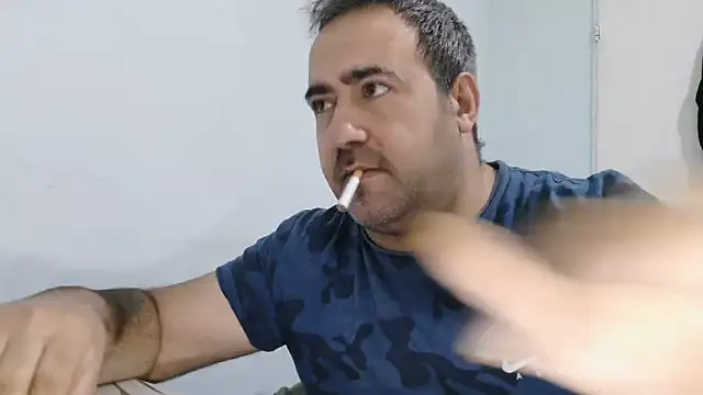 Snapshot of ZYXEL353 chatting on February 6, 2026, 10:29 am ZYXEL353 online show from February 6, 2026, 10:29 am