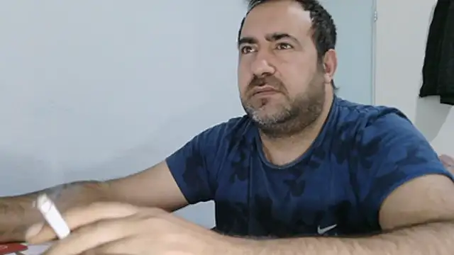 Snapshot of ZYXEL353 chatting on February 11, 2026, 10:42 am ZYXEL353 online show from February 11, 2026, 10:42 am