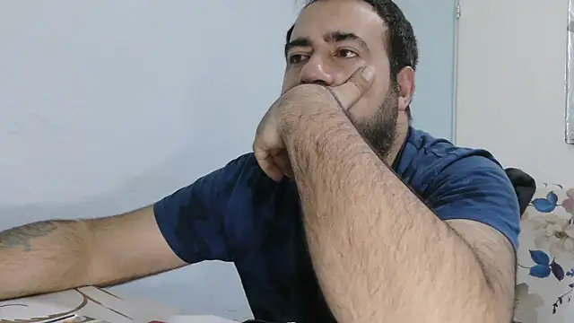 Snapshot of ZYXEL353 chatting on February 15, 2026, 7:21 pm ZYXEL353 online show from February 15, 2026, 7:21 pm