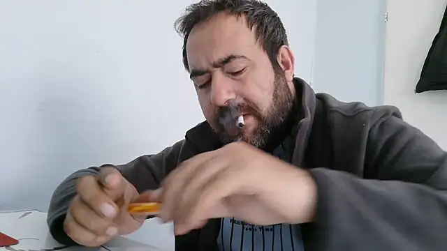 Snapshot of ZYXEL353 chatting on February 28, 2026, 11:55 am ZYXEL353 online show from February 28, 2026, 11:55 am