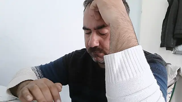 Snapshot of ZYXEL353 chatting on March 7, 2026, 11:07 am ZYXEL353 online show from March 7, 2026, 11:07 am