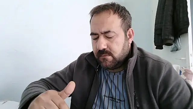 Snapshot of ZYXEL353 chatting on March 13, 2026, 12:45 pm ZYXEL353 online show from March 13, 2026, 12:45 pm