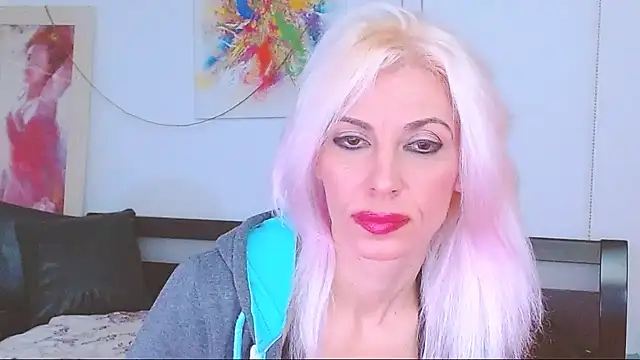 HoneyLara online show from January 23, 2025, 2:33 am