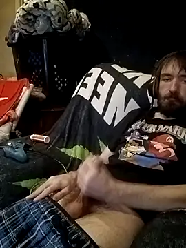 Snapshot of ShadowyTube chatting on February 15, 2025, 7:49 am ShadowyTube online show from February 15, 2025, 7:49 am