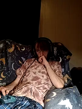 Snapshot of ShadowyTube chatting on March 16, 2025, 3:47 am ShadowyTube online show from March 16, 2025, 3:47 am