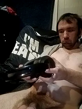 Snapshot of ShadowyTube chatting on April 18, 2026, 5:00 am ShadowyTube online show from April 18, 2026, 5:00 am