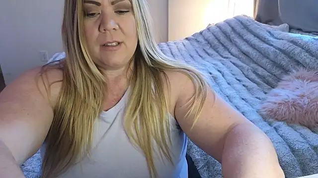 Snapshot of JESS_LOVES chatting on December 31, 2024, 5:07 pm JESS LOVES online show from December 31, 2024, 5:07 pm